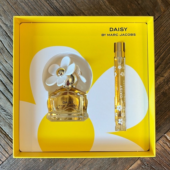 Marc Jacobs Other Marc Jacobs Daisy Perfume Gift Set Poshmark